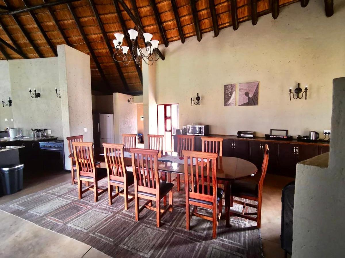 Kgorogoro Lodge Пиланесберг Экстерьер фото