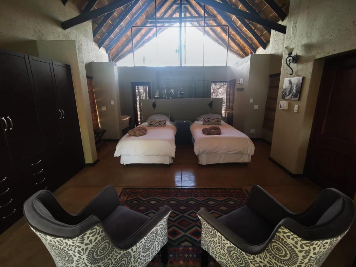 Kgorogoro Lodge Пиланесберг Экстерьер фото